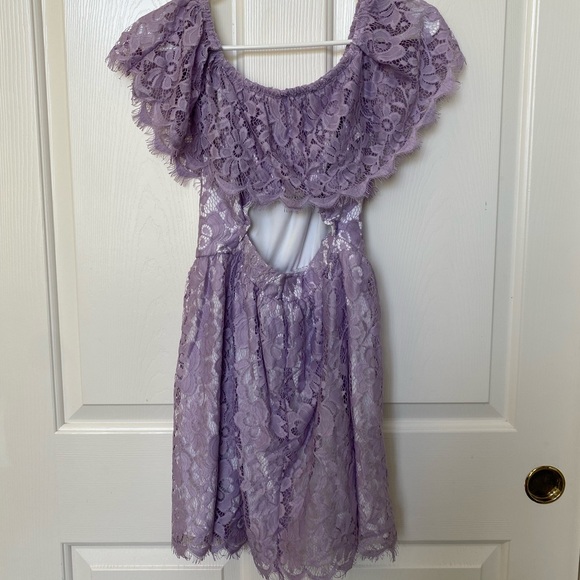 light purple lace dress - Picture 2 of 3